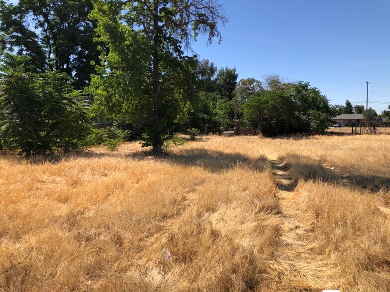 More Photos Of 2505 W Dakota Ave, Fresno Land For Sale