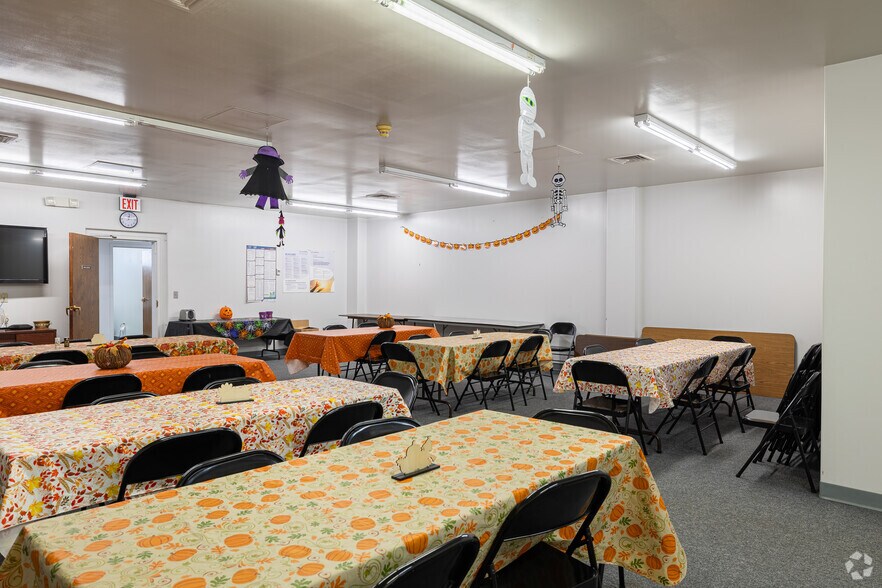 More Photos Of 5102 La Roche Ave, Savannah Office For Lease