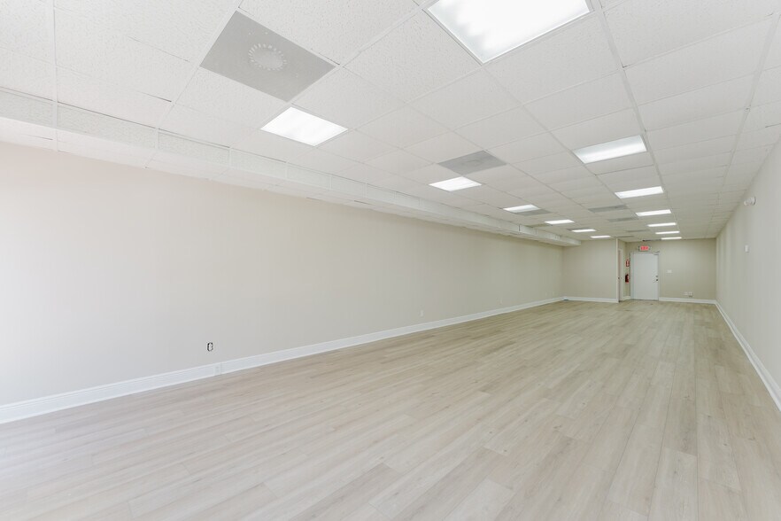 More Photos Of 101-161 NE 2nd Ave, Deerfield Beach Unknown For Lease