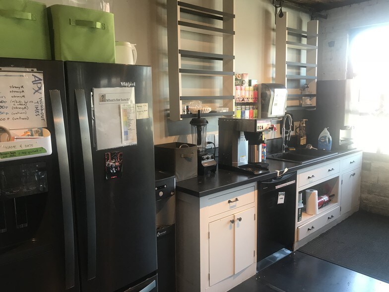 More Photos Of 123 E Sprague Ave, Spokane Freestanding For Lease