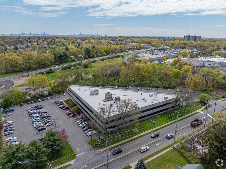 More Photos Of 1135 Broad St, Clifton Medical For Lease