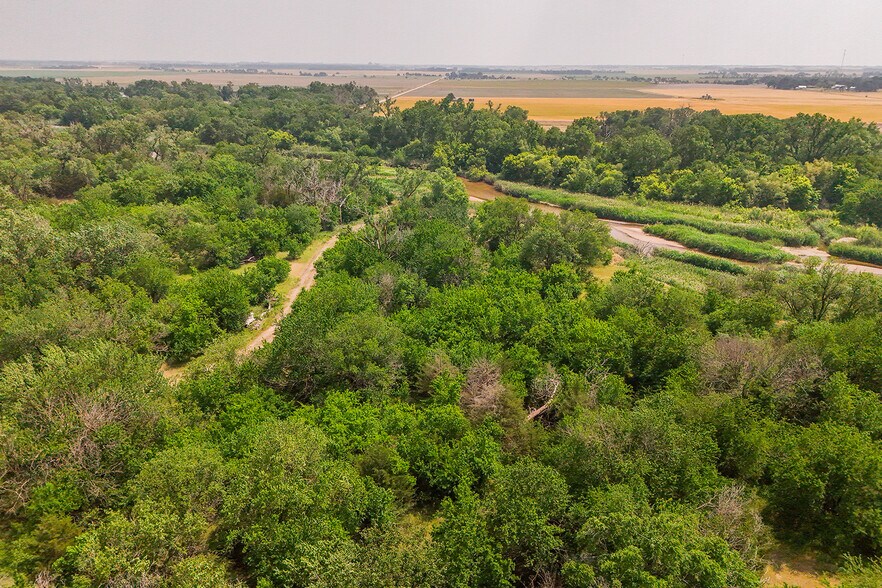 More Photos Of 9111 Long View Road, Burrton Land For Sale