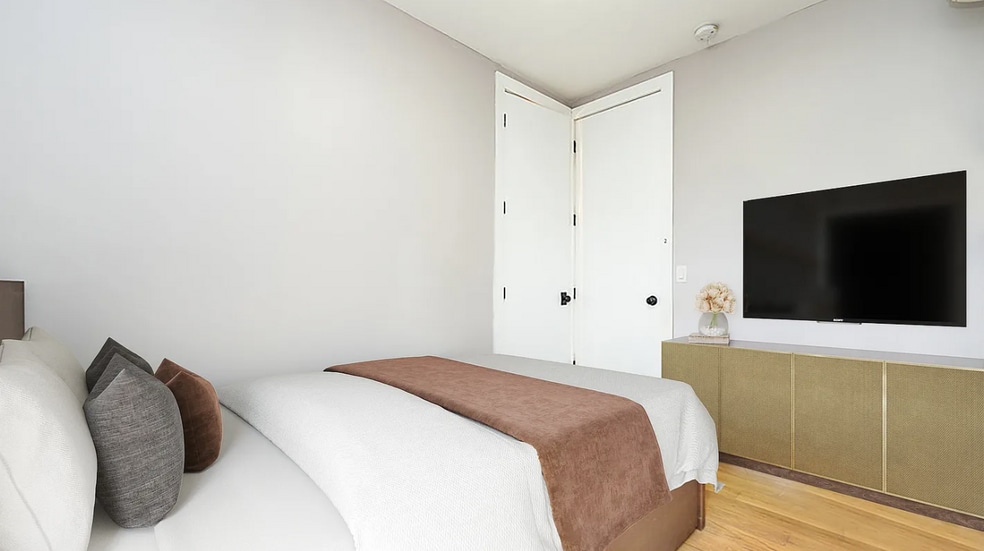 More Photos Of 137 21st St, Brooklyn Apartments For Sale