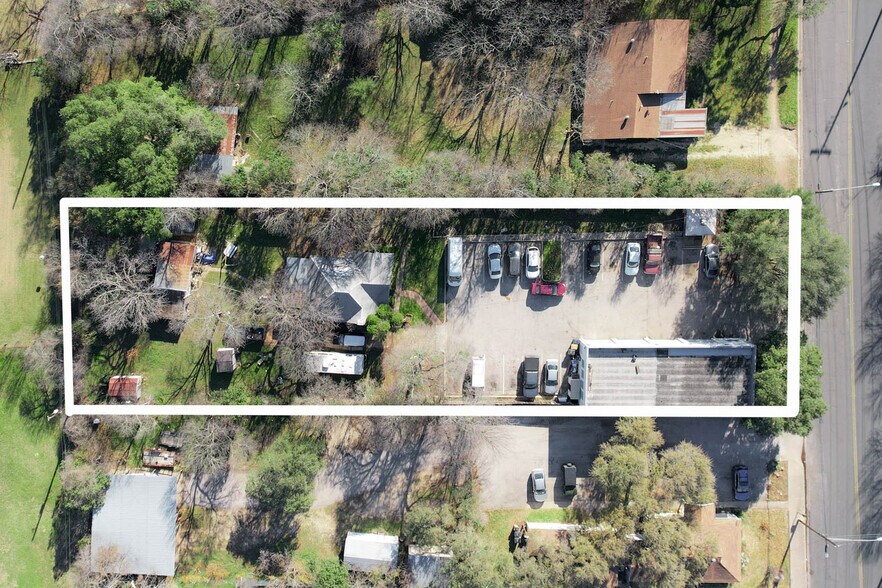 More Photos Of 1900 Fortview Rd, Austin Auto Repair For Sale