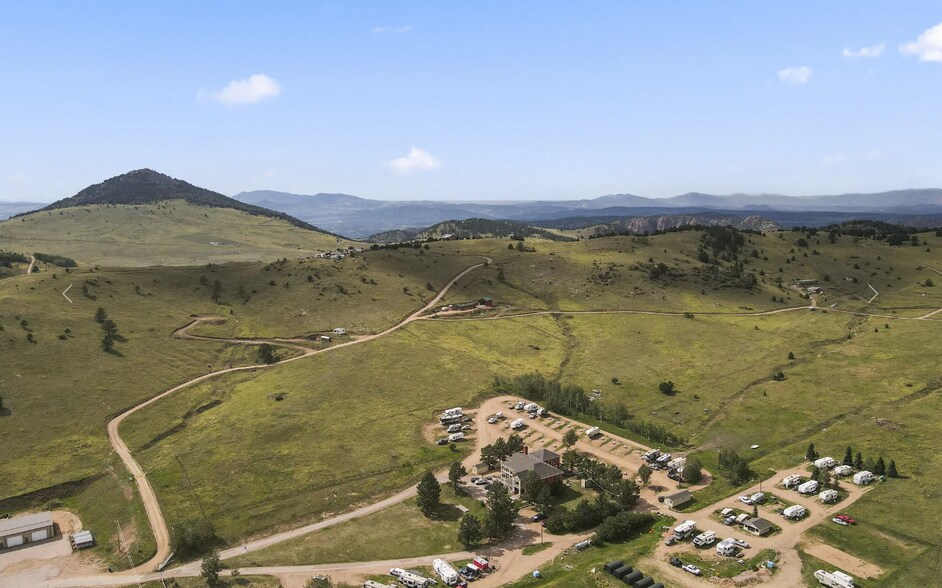 More Photos Of 600 N B St, Cripple Creek Hotel For Sale