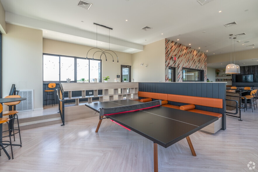 More Photos Of 39 Trotter Rd, Weymouth Apartments For Lease