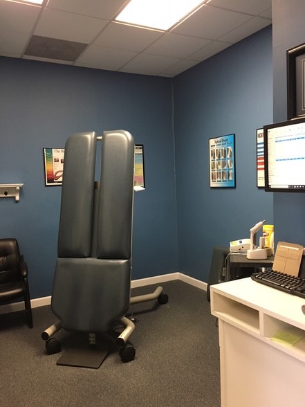 More Photos Of 1000 Bearcat Way, Morrisville Flex For Lease