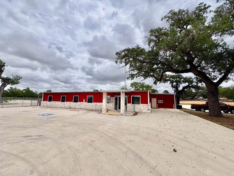 More Photos Of 1200 Bensdale Rd, Pleasanton Warehouse For Lease