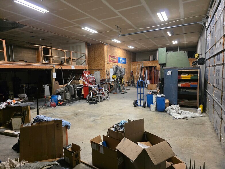 More Photos Of 1725 Culvers Dr, Sandpoint Industrial For Lease