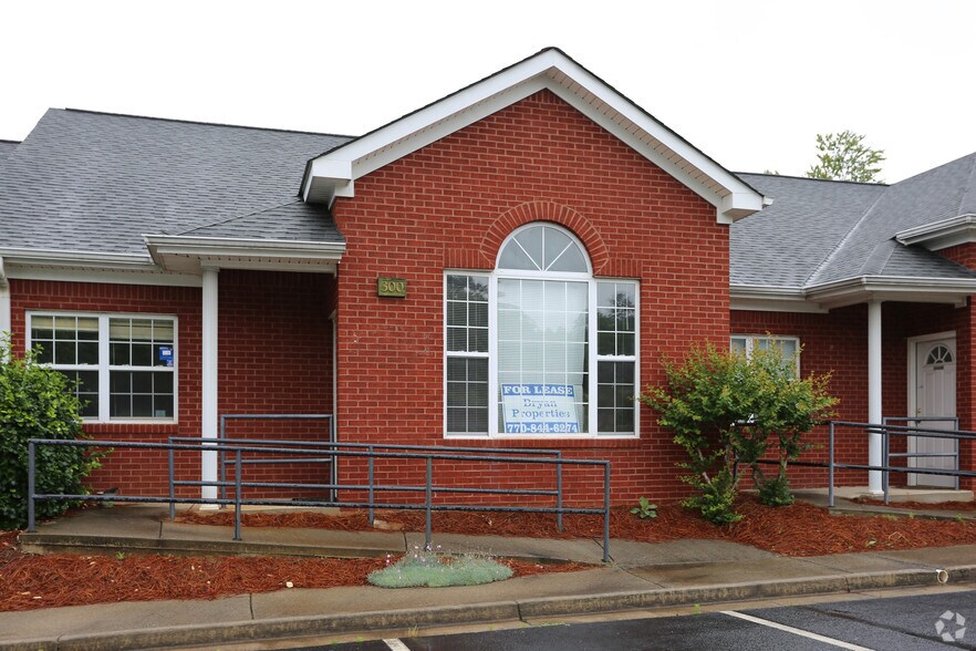 More Photos Of 309 Pirkle Ferry Rd, Cumming Office For Lease