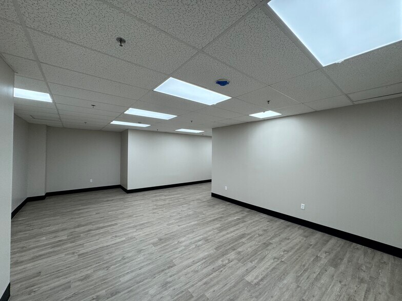 More Photos Of 255 Route 80, Killingworth Office For Lease