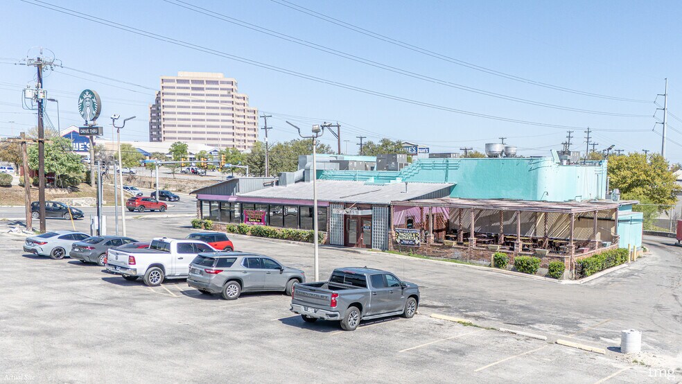 More Photos Of 7870 Callaghan Rd, San Antonio Restaurant For Sale