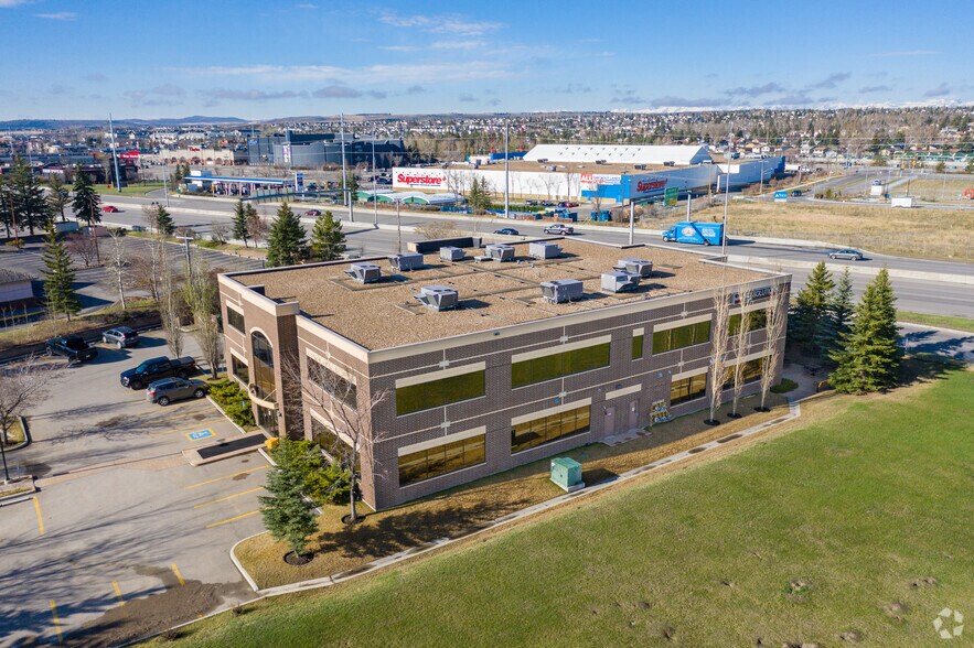 More Photos Of 264 Midpark Way SE, Calgary Office For Lease