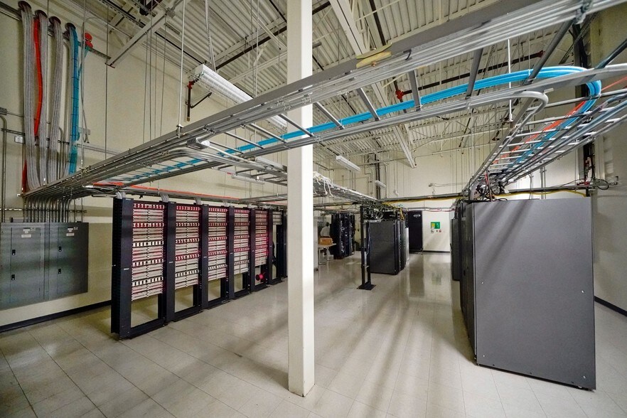 More Photos Of 475 Quality Cir, Huntsville Office For Lease