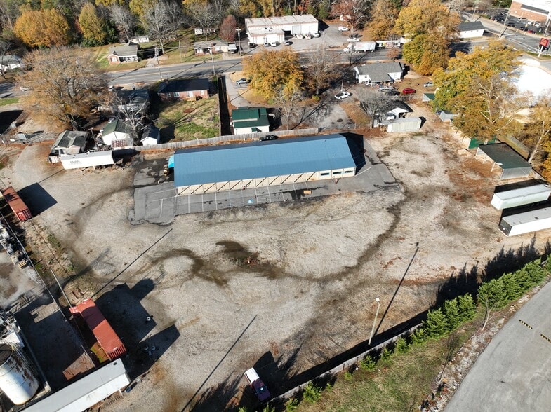 More Photos Of 11 Sulphur Springs Rd, Greenville Industrial For Lease