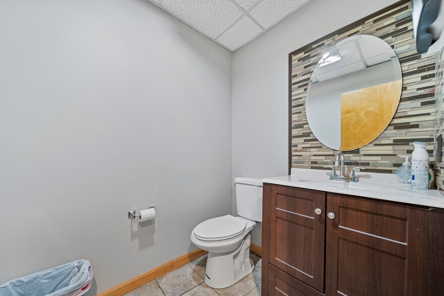 More Photos Of 91 Plaistow Rd, Plaistow Office For Sale