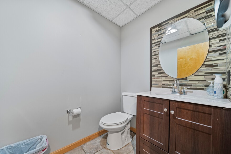 More Photos Of 91 Plaistow Rd, Plaistow Office For Lease