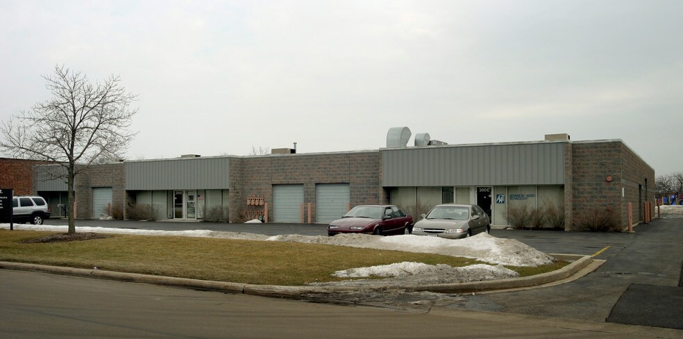 More Photos Of 200 Easy St, Carol Stream Warehouse For Lease