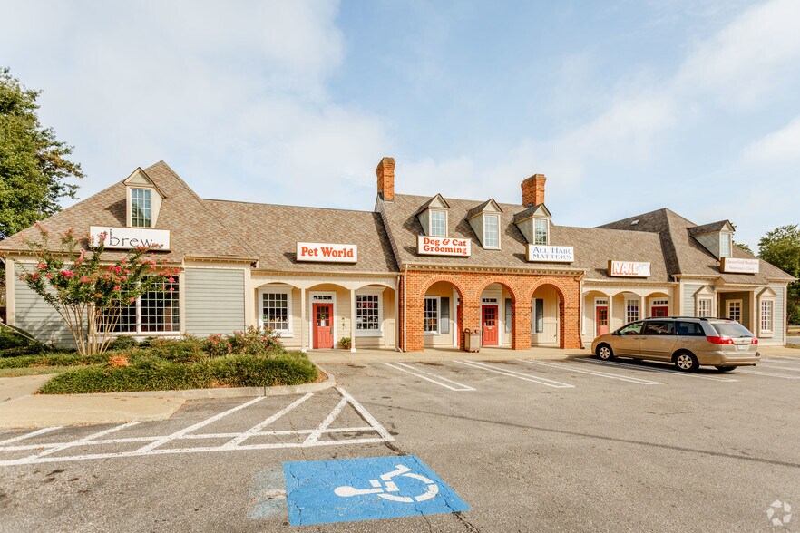 More Photos Of 6401-6551 Centralia Rd, Chesterfield Unknown For Lease
