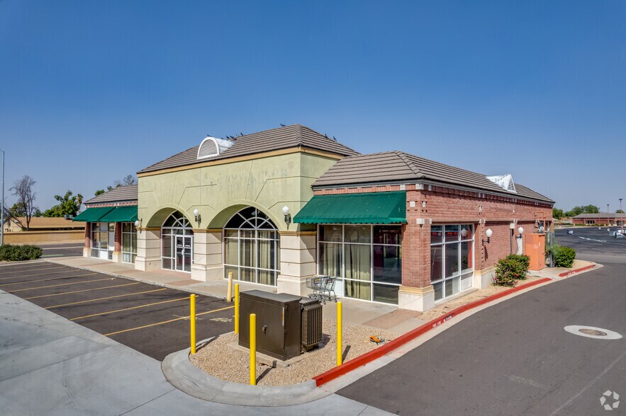 More Photos Of 2710-2734 W Bell Rd, Phoenix General Retail For Lease