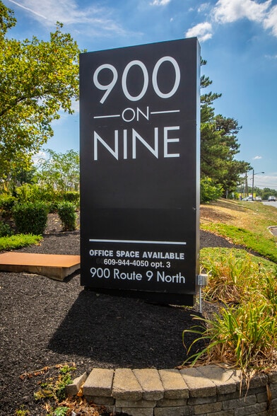More Photos Of 900 US Highway 9 N, Woodbridge Office For Lease