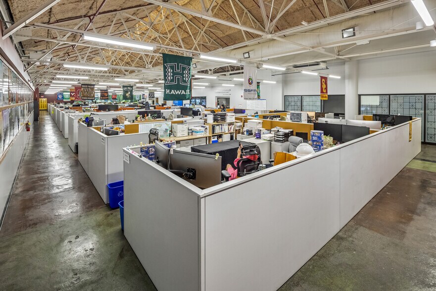 More Photos Of 501 Sumner St, Honolulu Warehouse For Sale