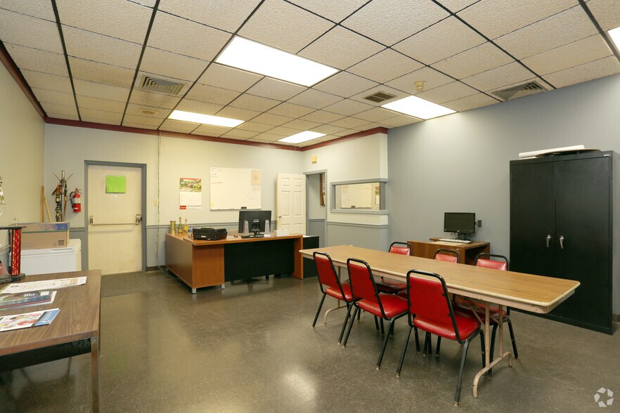 More Photos Of 1100 Sheller Ave, Chambersburg Restaurant For Sale