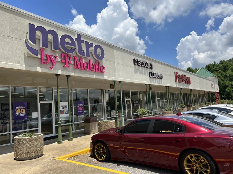 More Photos Of 3188-3318 W Northside Dr, Jackson Storefront For Sale