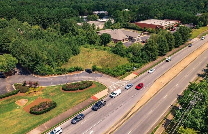 More Photos Of Peachtree Industrial Blvd, Berkeley Lake Land For Sale