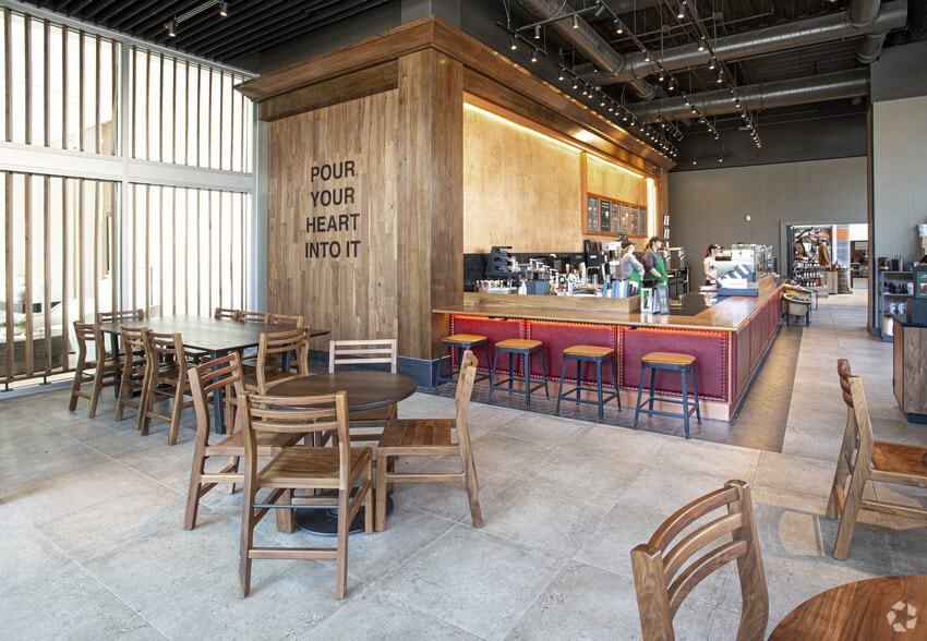 More Photos Of 100 W Main St, Lexington Office For Lease