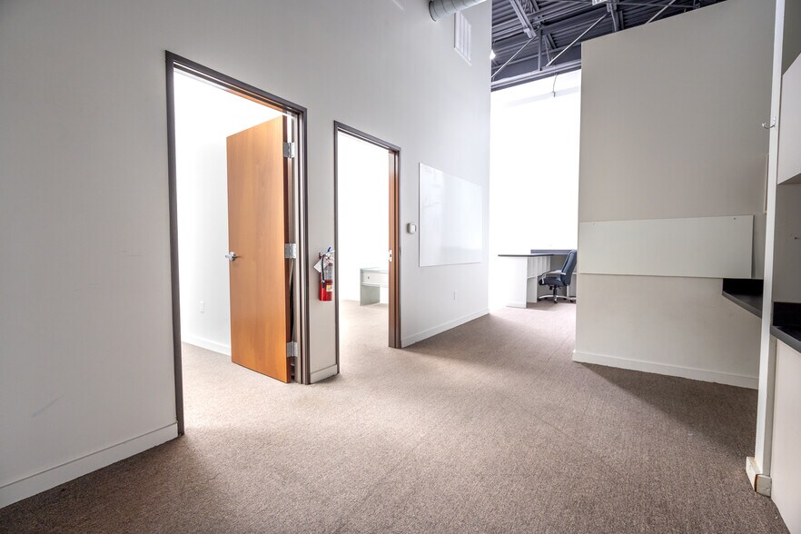 More Photos Of 1901-1923 Windsor Pl, Fort Worth Warehouse For Lease