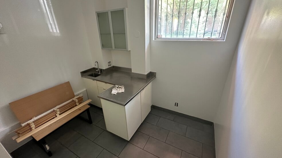 More Photos Of 297 W 112th St, New York Apartments For Lease