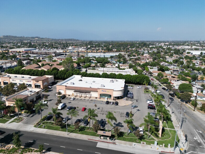 Primary Photo Of 9333 Whittier Blvd, Pico Rivera Unknown For Lease