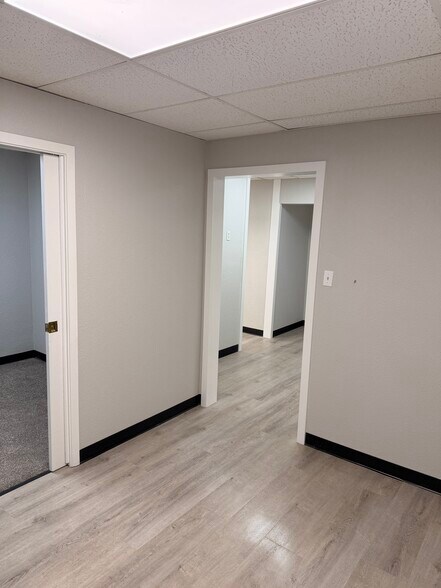 More Photos Of 338 Breesport St, San Antonio Service For Lease