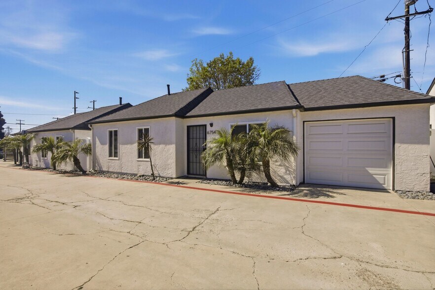 More Photos Of 6752-6770 Solita Ave, San Diego Apartments For Sale