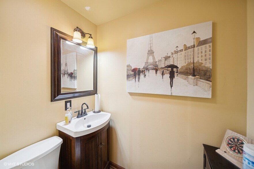 More Photos Of 6382 Central Ave, Portage Office For Sale