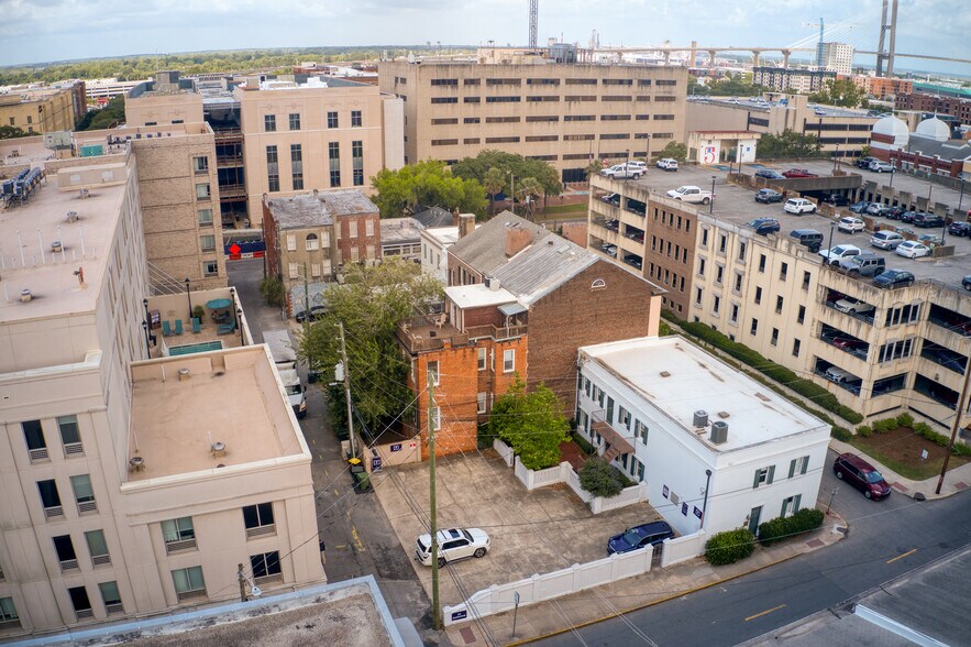 More Photos Of 301 W York St, Savannah Office For Sale