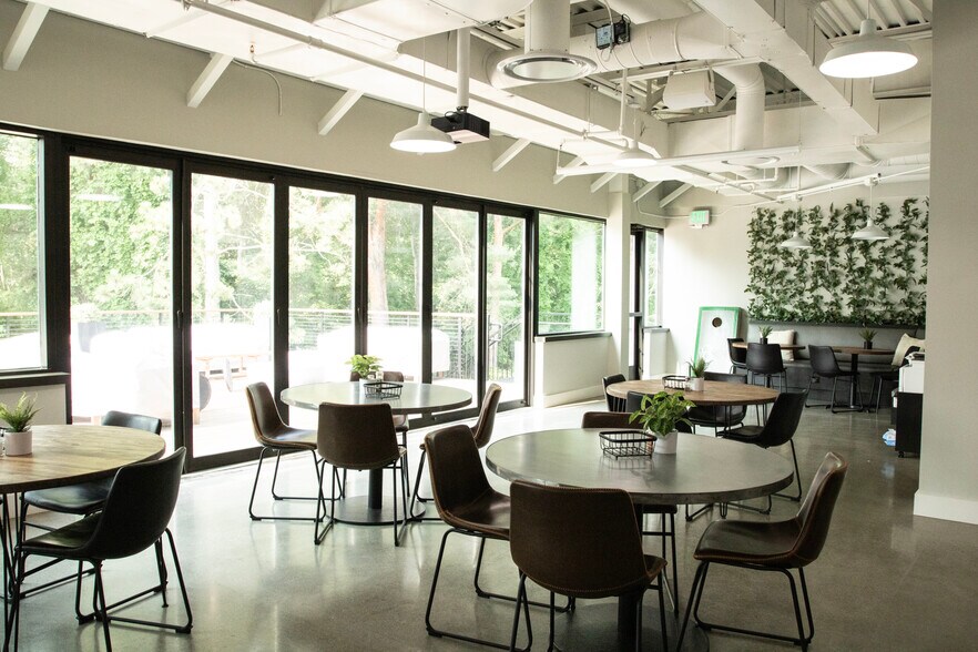 More Photos Of 8031 Ortonville Rd, Clarkston Office For Lease