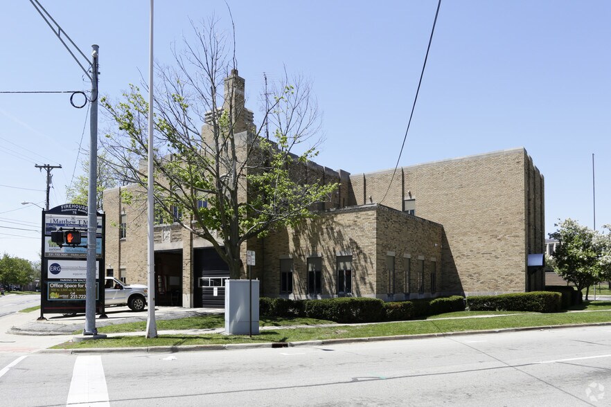 More Photos Of 75 W Walton Ave, Muskegon Medical For Sale