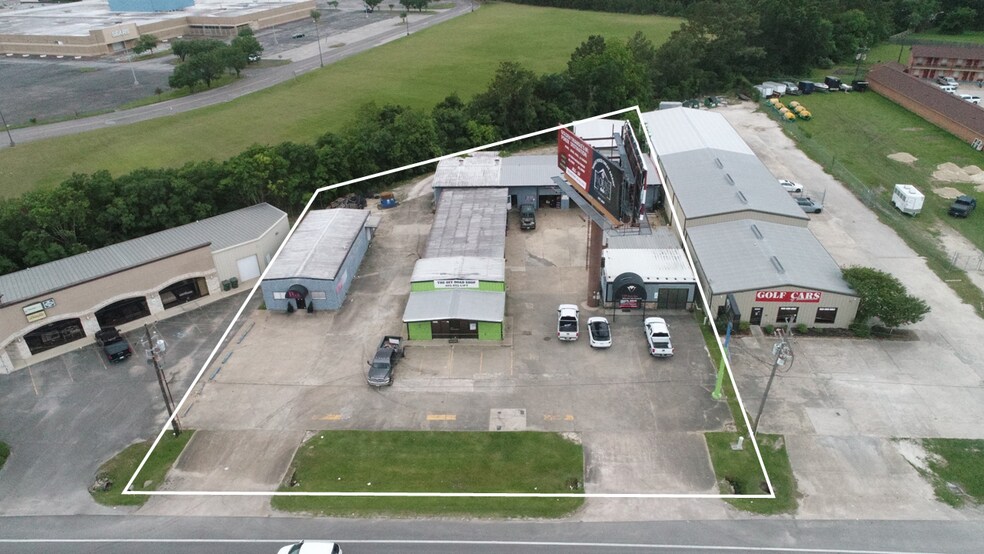 More Photos Of 6555 Eastex Fwy, Beaumont Flex For Sale