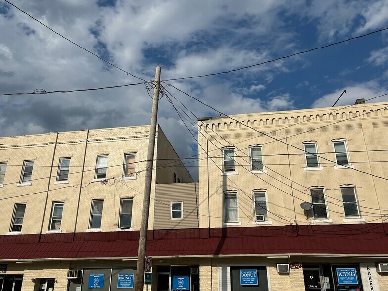 More Photos Of 980-998 Jefferson Ave, Washington Apartments For Sale