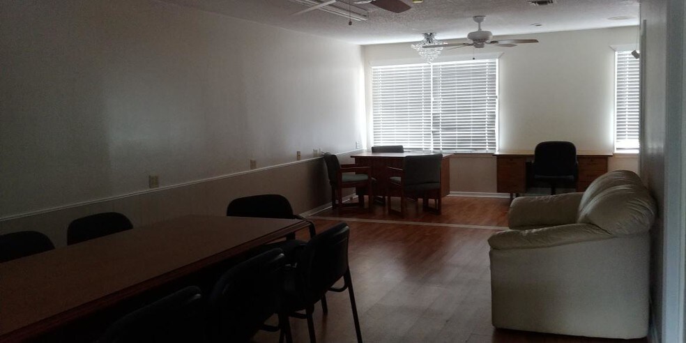 More Photos Of 4113 Neptune Rd, Saint Cloud Office For Sale