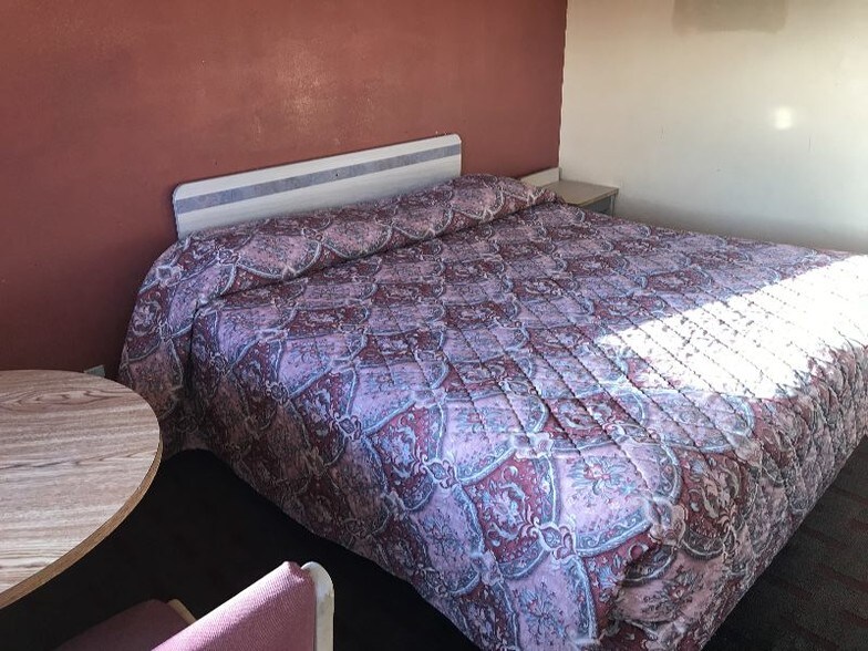 More Photos Of 3607 Hamilton Ave, Saint Louis Hotel For Sale