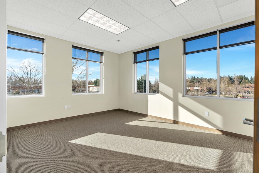 More Photos Of 3455-3499 NE John Olsen Ave, Hillsboro Flex For Sale