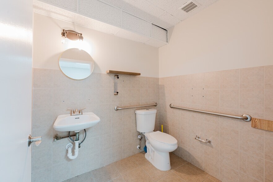 More Photos Of 101-161 NE 2nd Ave, Deerfield Beach Unknown For Lease