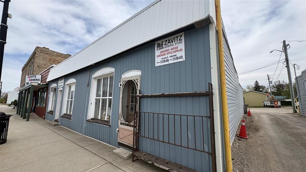 More Photos Of 99 Main St, Thedford Storefront For Sale