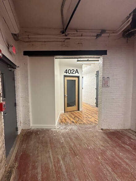 More Photos Of 9-21 Station St, Brookline Loft Creative Space For Lease