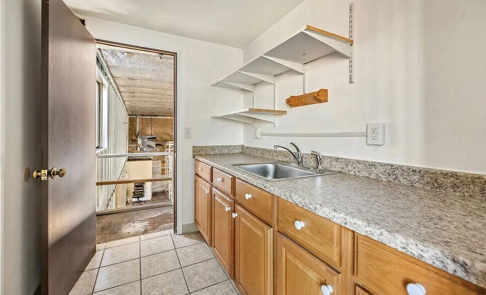 More Photos Of 8624 W Franklin Rd, Boise Freestanding For Sale