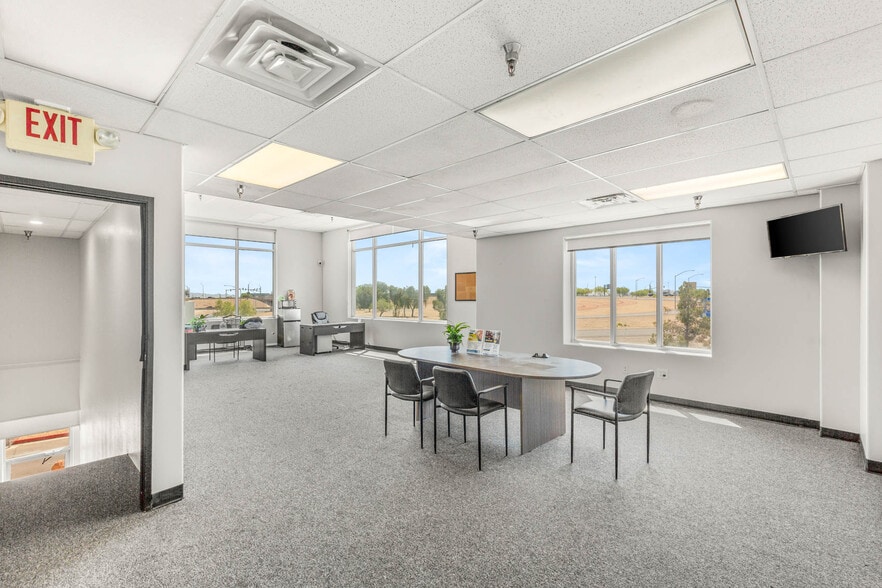 More Photos Of 4570 Donovan Way, North Las Vegas Light Distribution For Sale