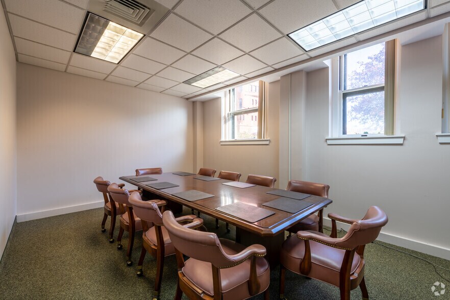 More Photos Of 39 Salisbury St, Worcester Office For Sale